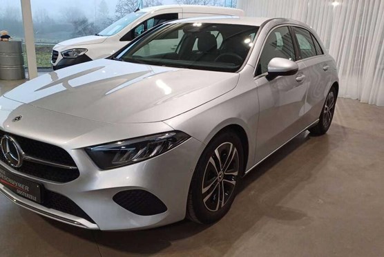 Mercedes-Benz A 180